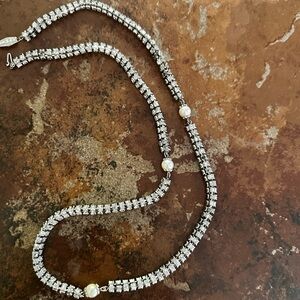 Vintage Elegant sterling Silver with rhinestones and Pearl Necklace chain